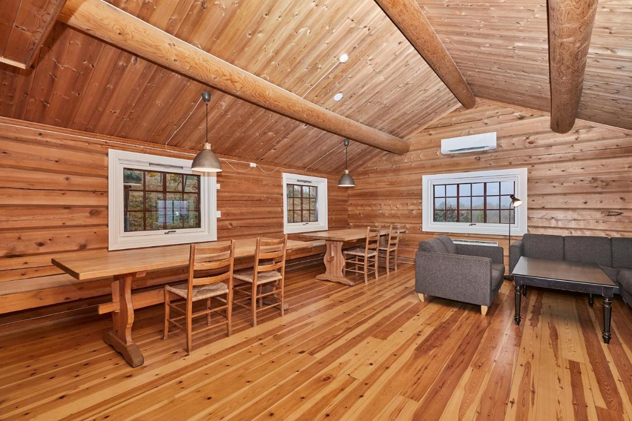 Brennabu Villa Ron Bagian luar foto